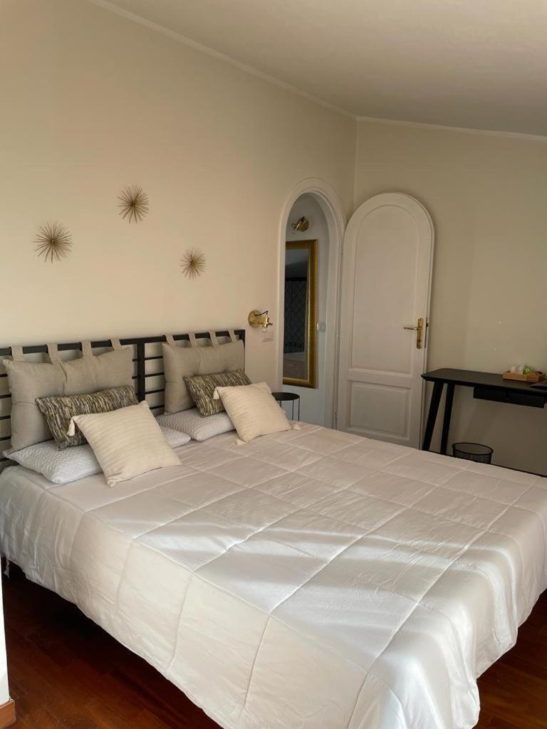 אולביה Excellent Rooms Paola'S מראה חיצוני תמונה