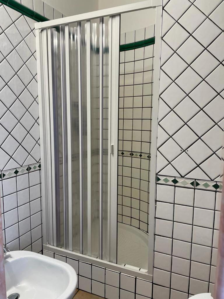 אולביה Excellent Rooms Paola'S מראה חיצוני תמונה